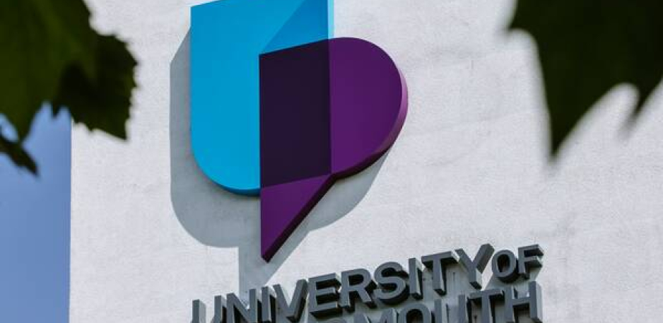 UoP Sign on Campus